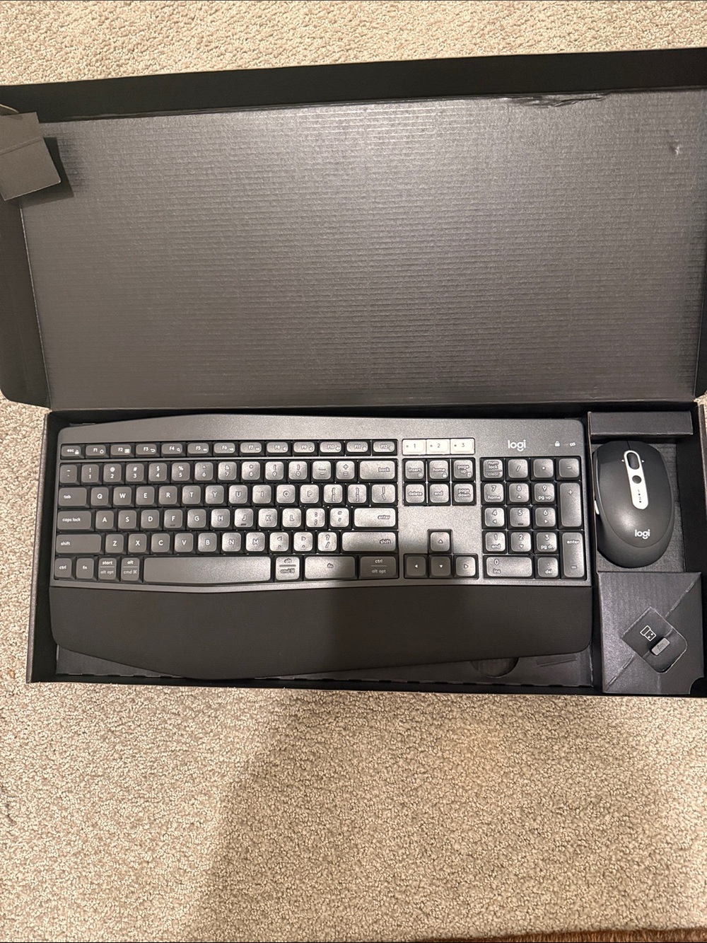 NWT LOGITECH WIRELESS PERFORMANCE KEYBOARD AND MOUSE - STILL IN ORIGINAL BOX